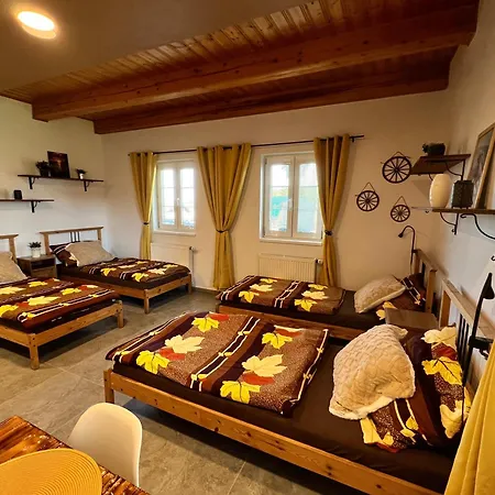 Mattys Ranc Vsetec Apartman *