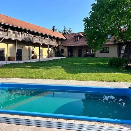 Mattys Ranc Vsetec Apartman